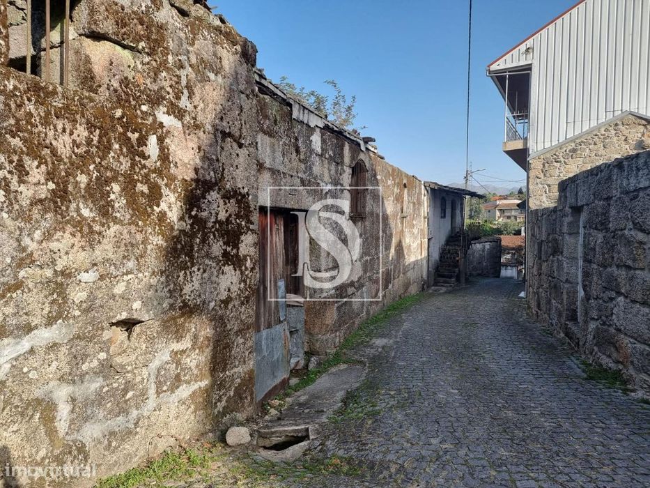 Moradia para Restaurar T5 Venda em Ruivães e Campos,Vieira do Minho