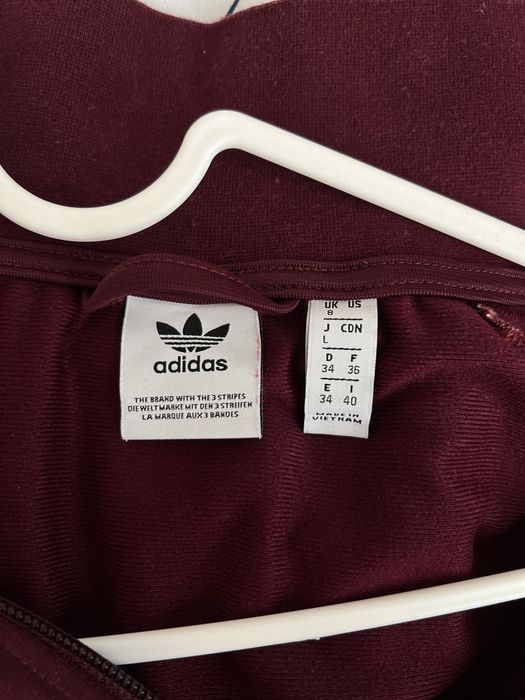 Жіноча куртка Adidas