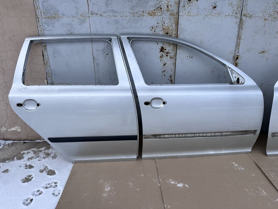 Двері Skoda Octavia A5, двері передні та задні Шкода Октавія А5