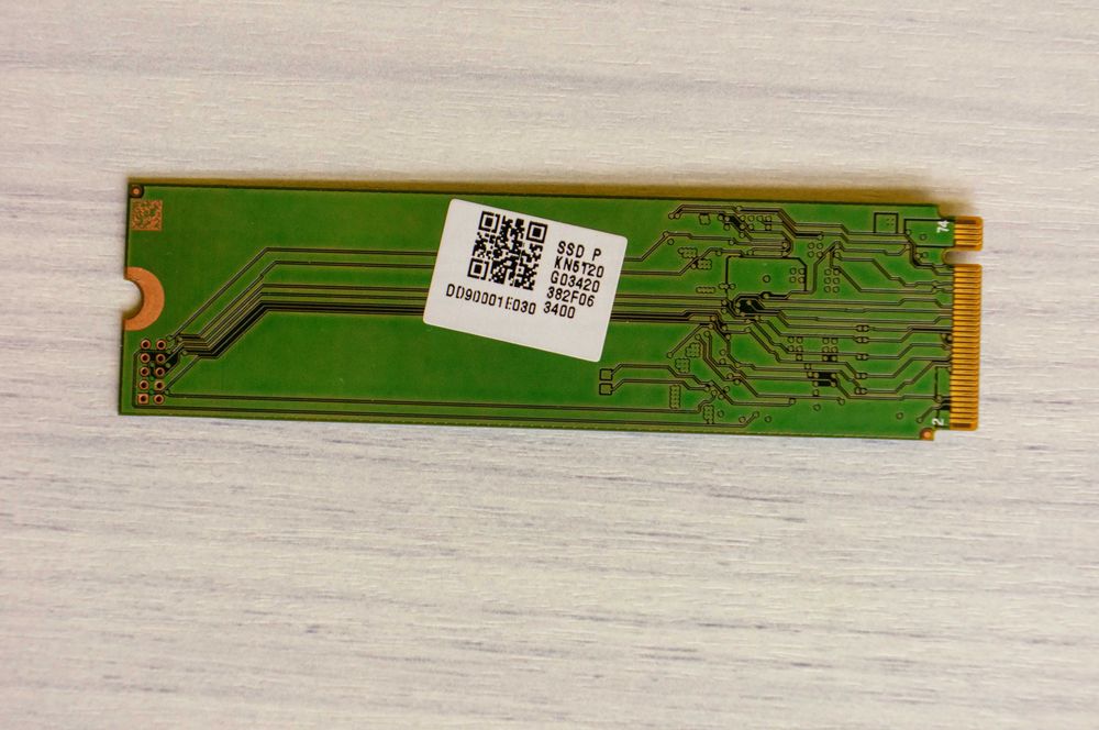 Продам NVMe SSD SK Hynix HFM512GD3JX016N (512GB)