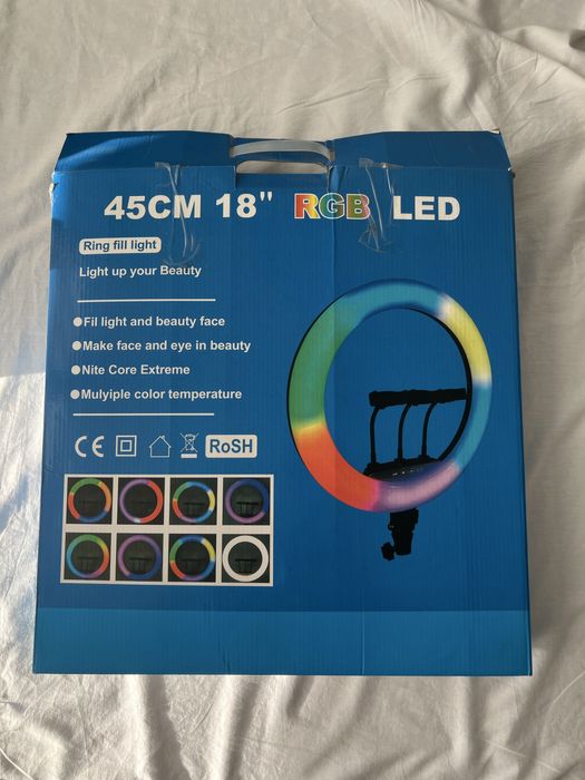 Кільцева лампа з штативом