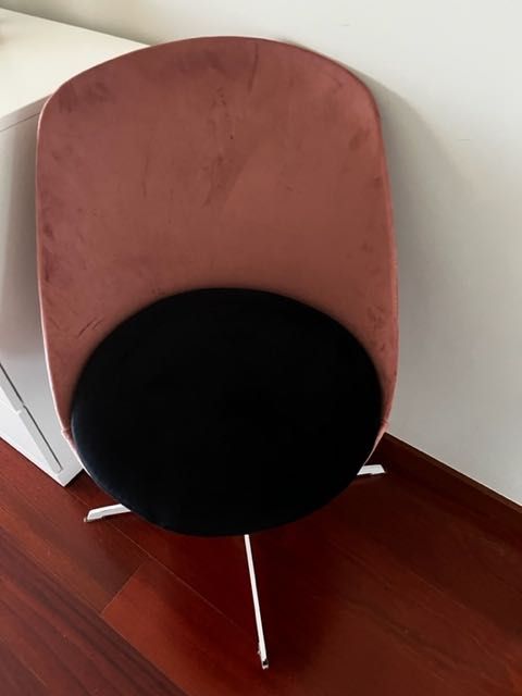 Cadeira quarto ou secretária