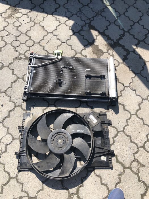 Mercedes c class w203 вентилятор радіатор