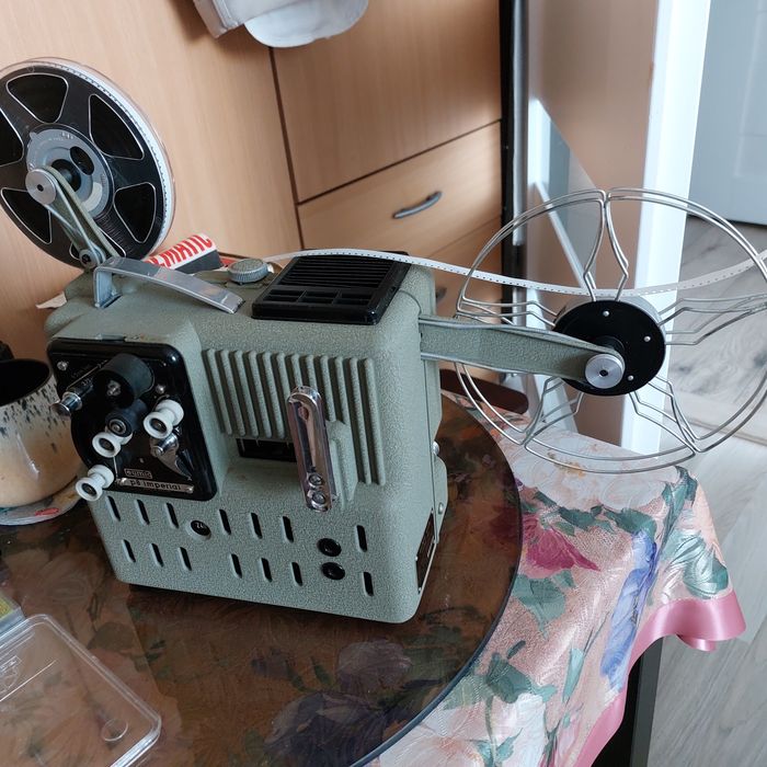 Kolekcjonerski projektor,oraz rzutnik do bajek.