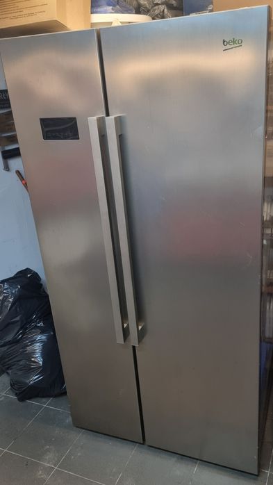 Lodówka beko na czesci
