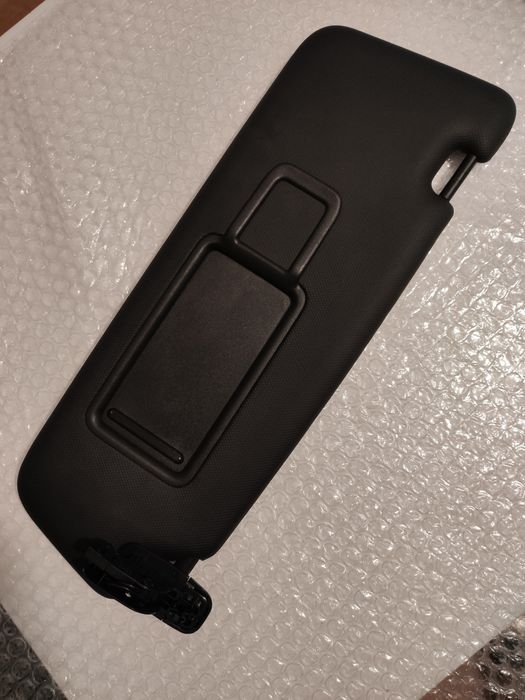 Słonecznik, osłona przeciwsłoneczna Audi A4B8