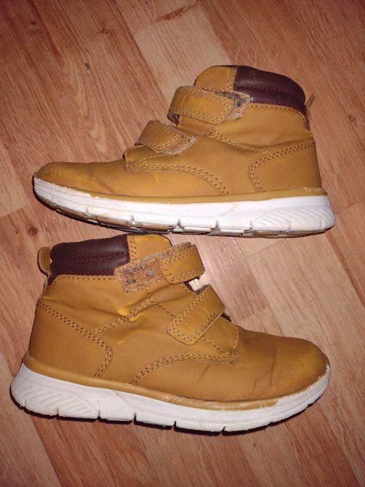 Buty chłopięce rozmiar 28