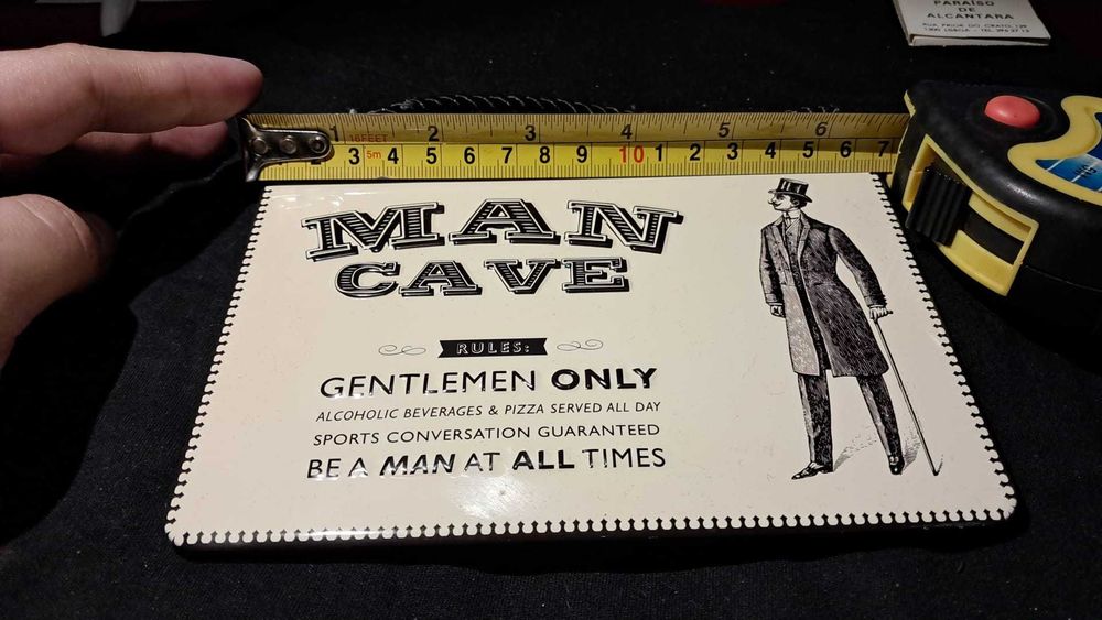 Placa Decorativa "Man Cave"
