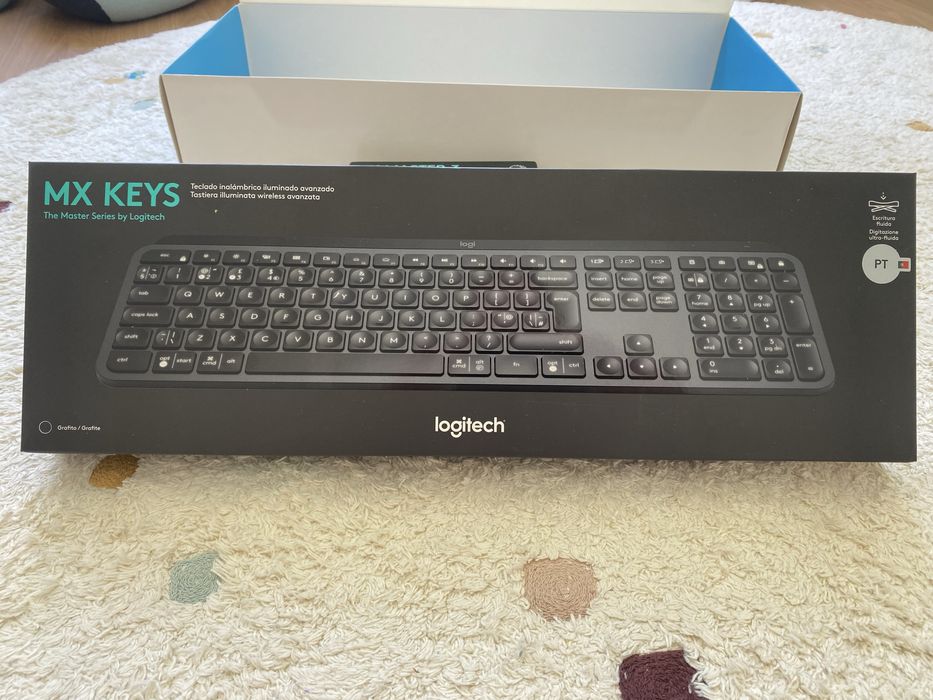 Pack Logitech MX Keys + Mx Master 3 [Novo e Selado]
