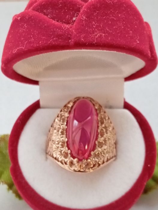 Золото 583° перстень кабошон.