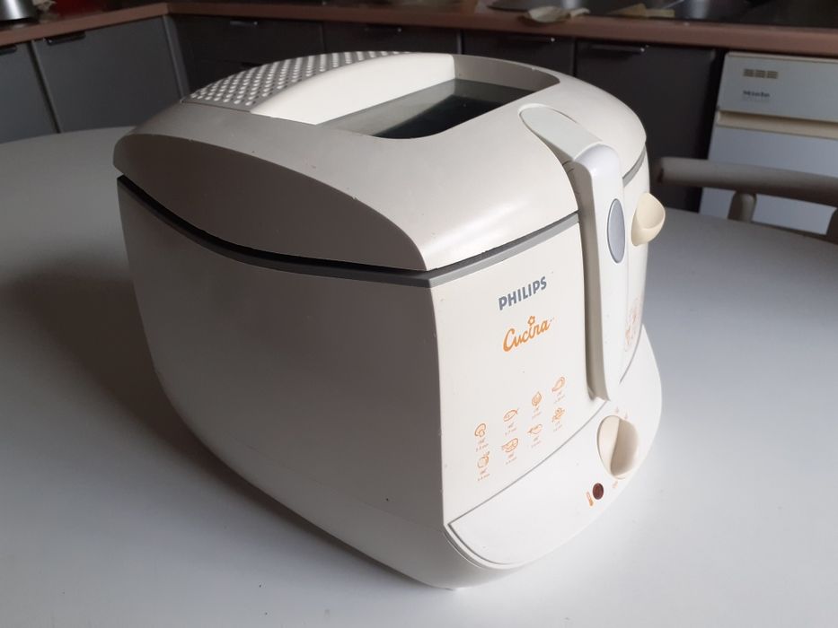 Promoção 50% Fritadeira elétrica Philips Cucina