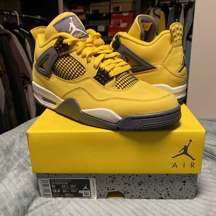 Jordan Air Jordan 4 retro tour yellow R.39