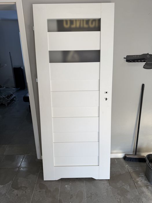 Drzwi wewnętrzne białe łazienkowe 80 oscieznica regulowana lewe prawe