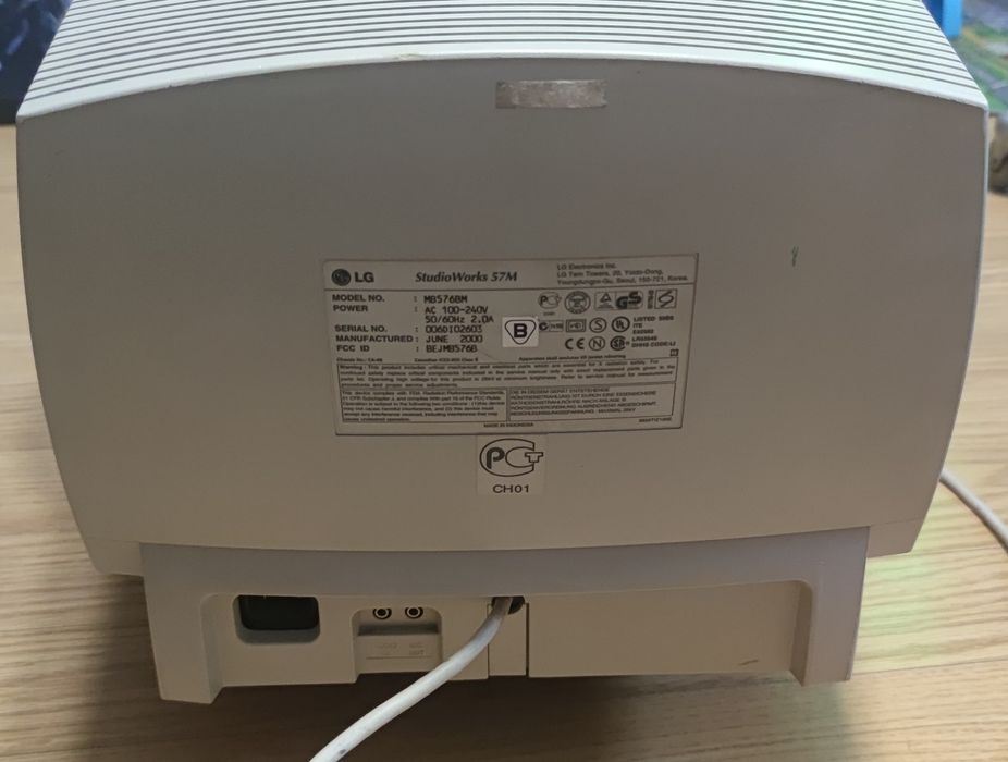 Monitor LG Studioworks 57M