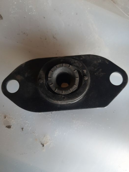 Подушка КПП Nissan Qashqai J10