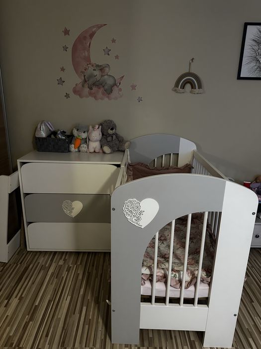 łóżeczko + komoda