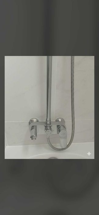 Conjunto de duche com torneira