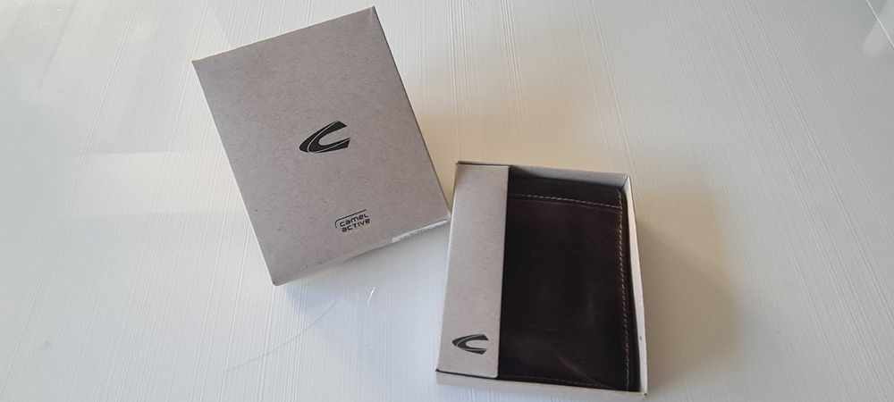 Camel Active- Carteira Porta-moedas de Homem em Pele na Caixa Original