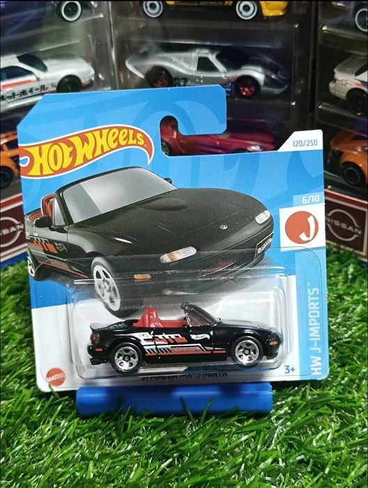 Hot Wheels 91 Mazda MX-5 Miata