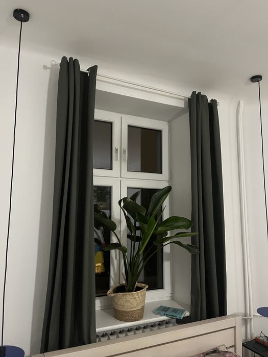 Szare zasłony zaciemniające