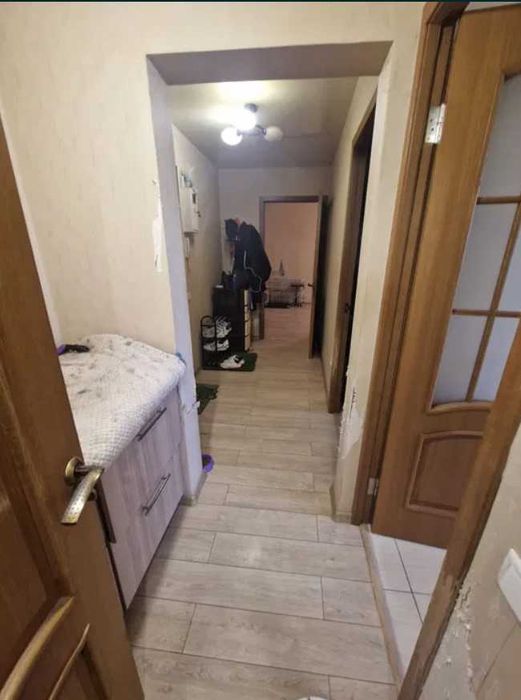 2 кімнатна в багатоповерхівці в ГАРНОМУ СТАНІ в районі КАРАВАНА (720373)