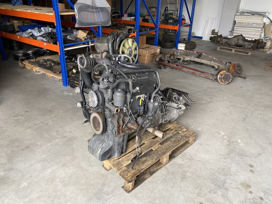 Мотор OM904 4,3 Vario Atego корбка двигун