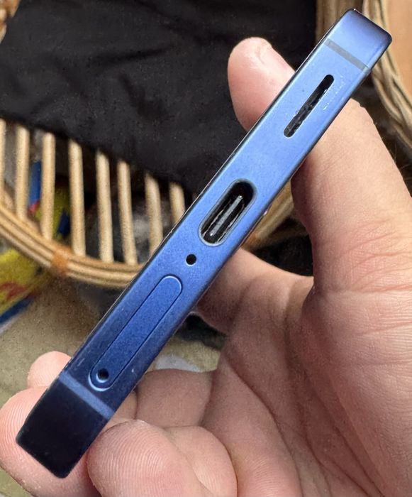 Samsung s25 12/256 Navy