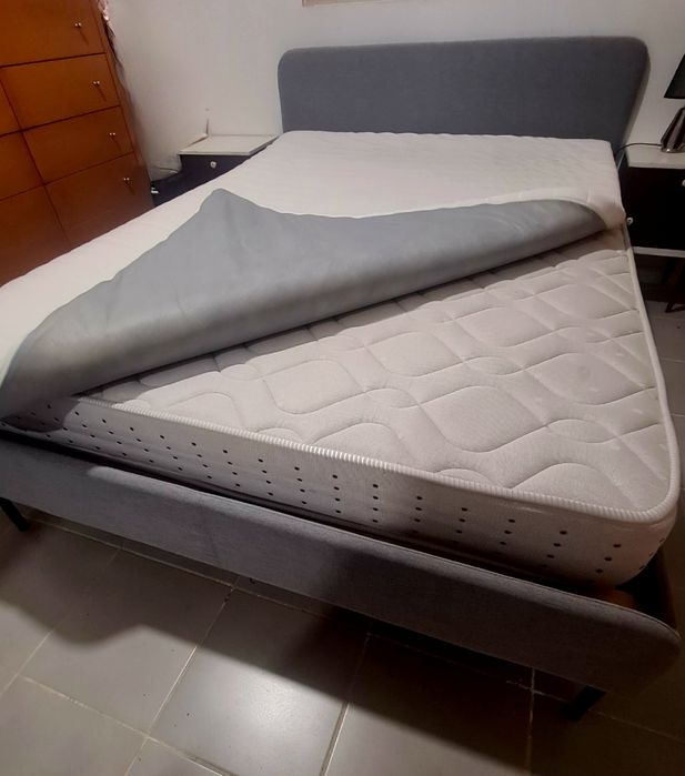 Cama Casal Estofada + Colchão Climax Ortopédico Vital + Topper