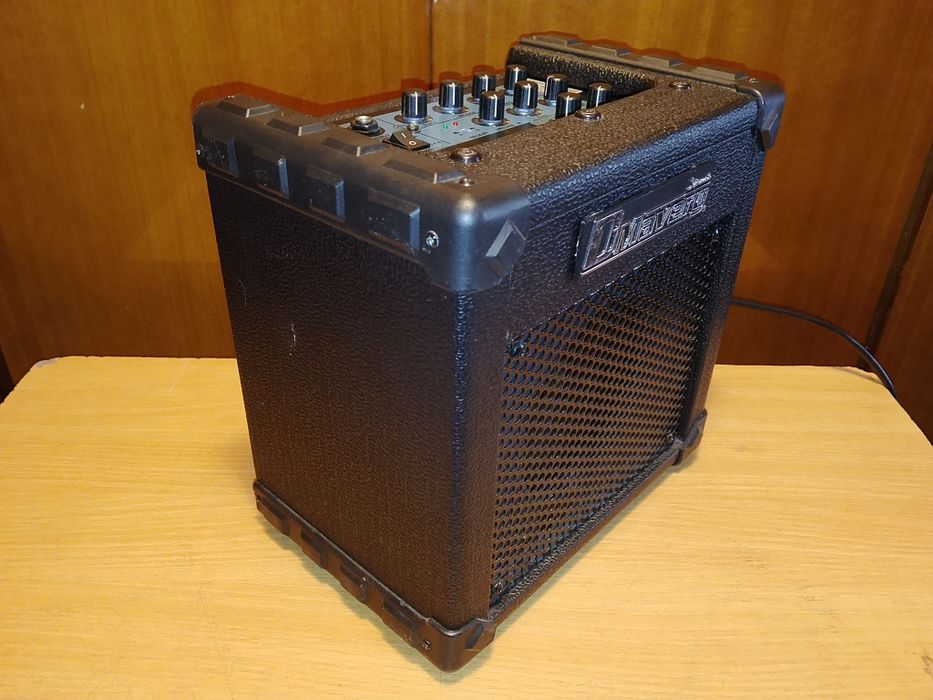 Wzmacniacz gitarowy Dimavery Deluxe -l