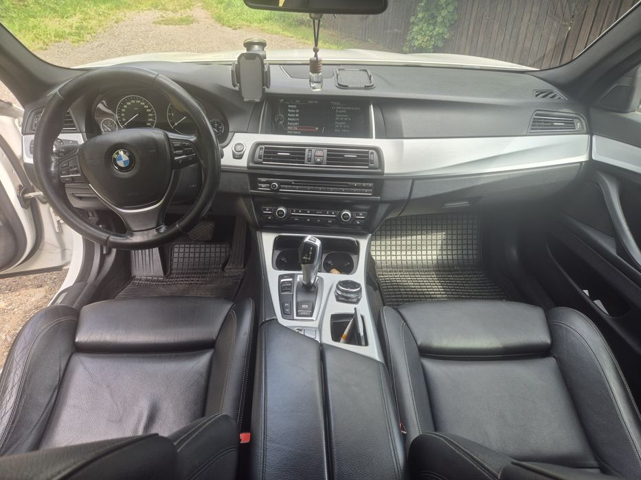Bmw F10  525 218 KM xdrive