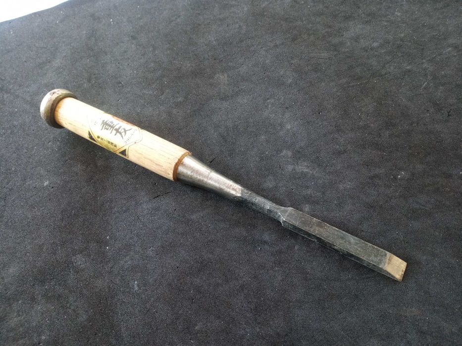 Dłuto japońskie 重友 Shigetomo 9mm