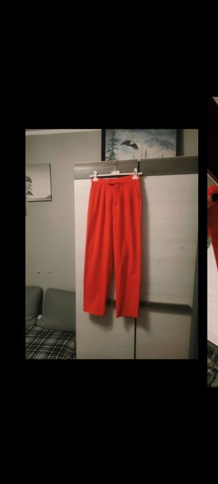 Spodnie damskie Cropp