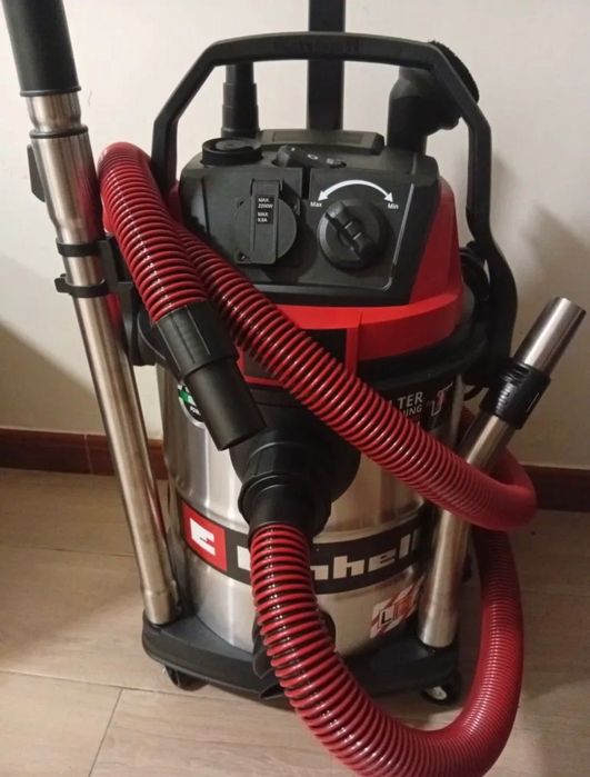 Alugo aspirador industrial da einhell