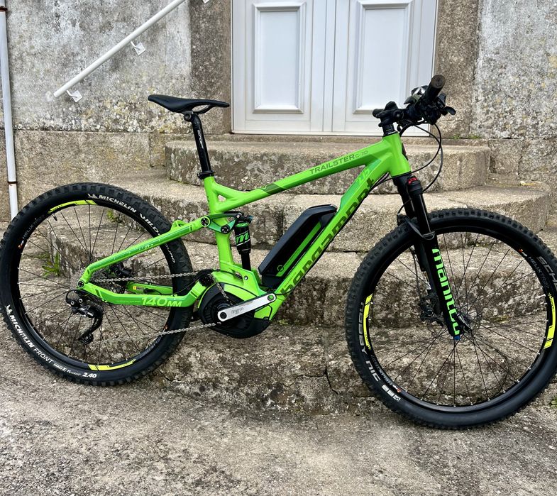 Bicicleta elétrica BTT