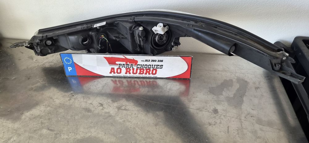 Farol toyota C-hr 2016>direita