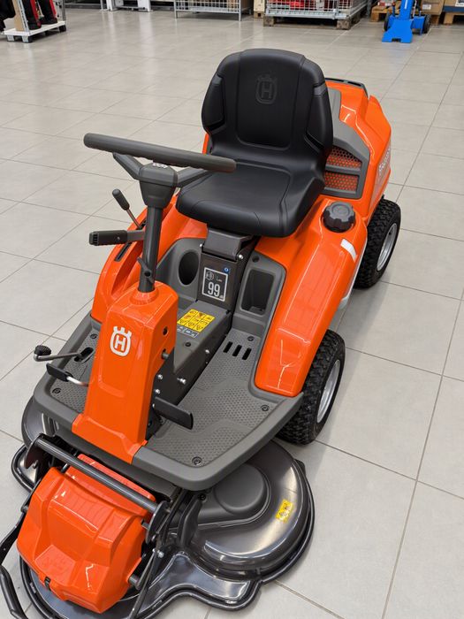 Husqvarna R 214 TC , 16,3 PS
