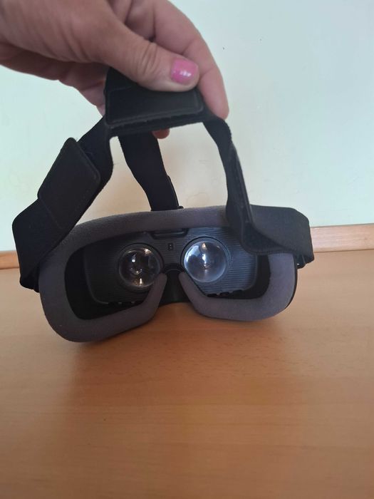 Sprzedam gogle VR Samsung Gear VR Powered by Oculus – stan bardzo dobry