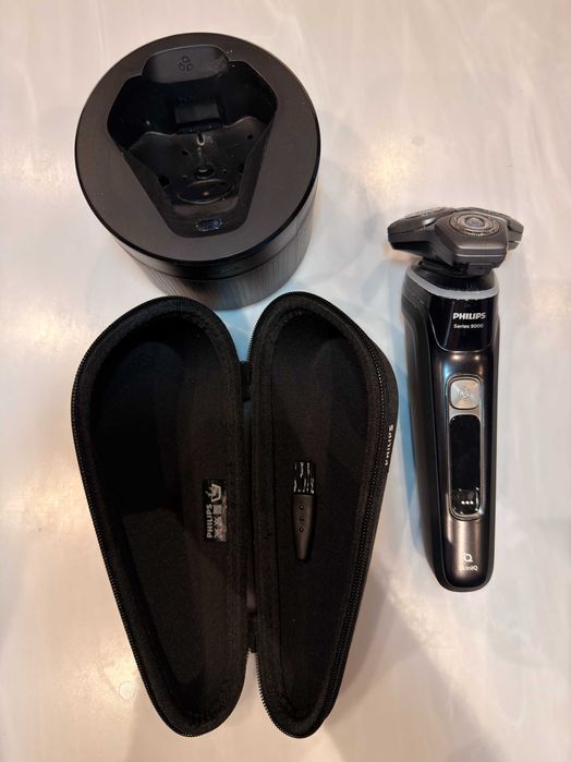 Philips Series 9000 S9986/59 (нові леза) + станція самоочистки