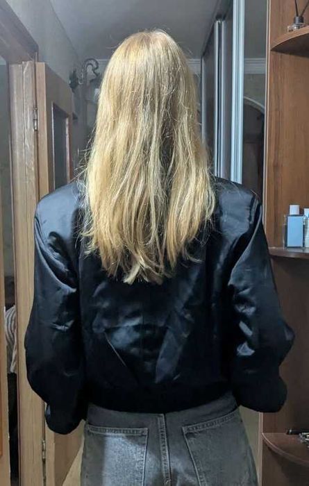 Бомбер-куртка  Zara