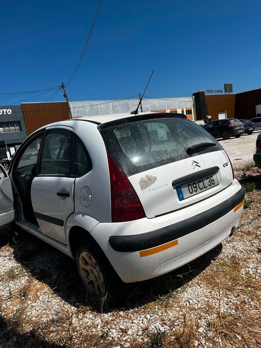 Boa tarde tenho um carro que já não uso pra vender