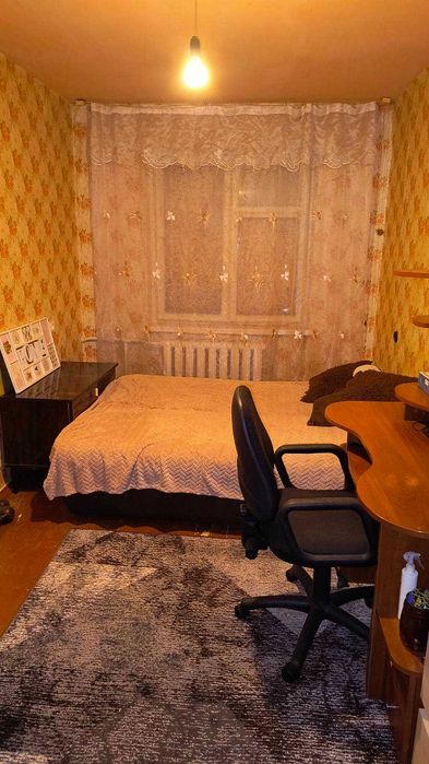Продам 2 кімнатну квартиру 605 м/р. Вул. Зубенка 38 5 поверх 5 поверхового будинку.20000 у.е.