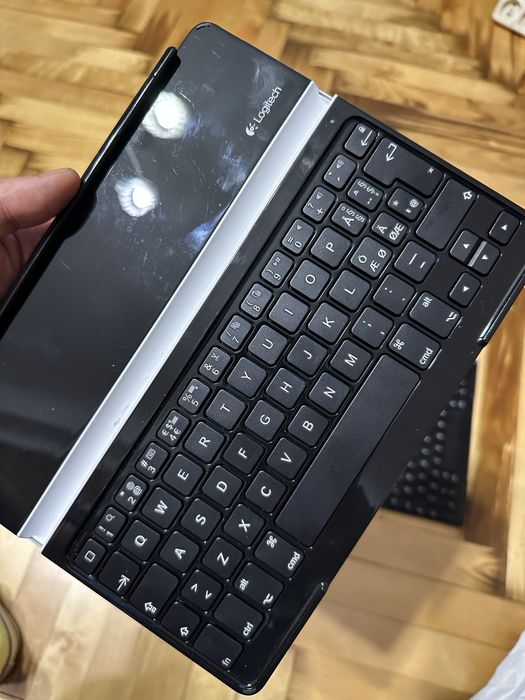 Клавіатура Logitech  для планшета / iPad | Bluetooth