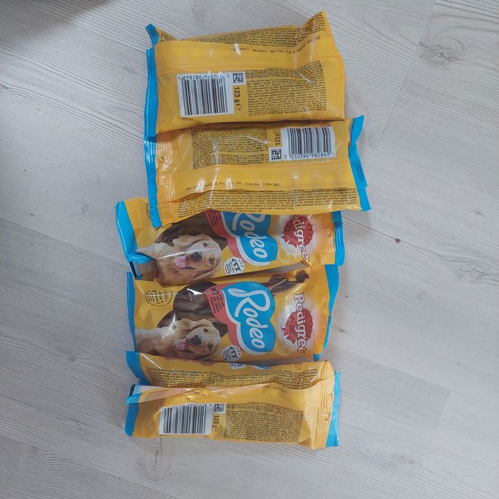 PEDIGREE RODEO Przysmak z Wołowiną 122g SPRĘŻYNKI