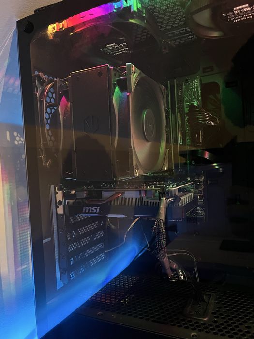 Komputer Pc cichy idealny do nauki i do Gier STAN BARDZO LADNY okazja