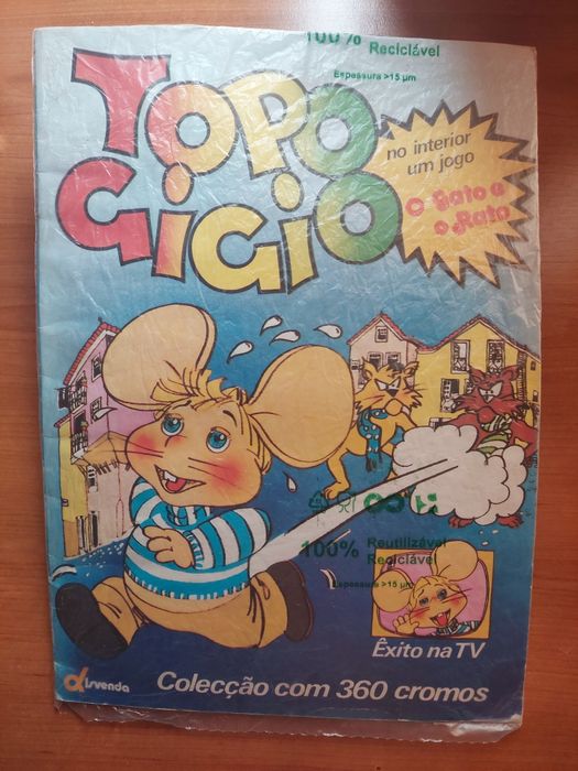 Complete Topo Gigio Sticker Album.
