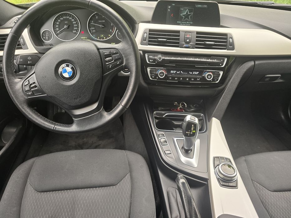 BMW  Seria 3  318 d  Edition  Luxury