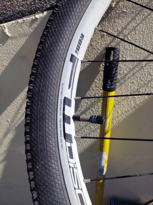 Rodas 26 BTT com pneus maxxis
