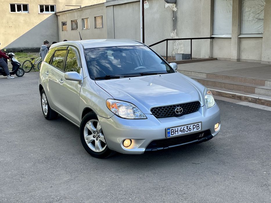 Продам Toyota Matrix 1.8л. Автомат.