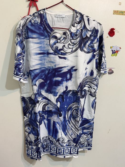 Tshirts Versage e Burberry
