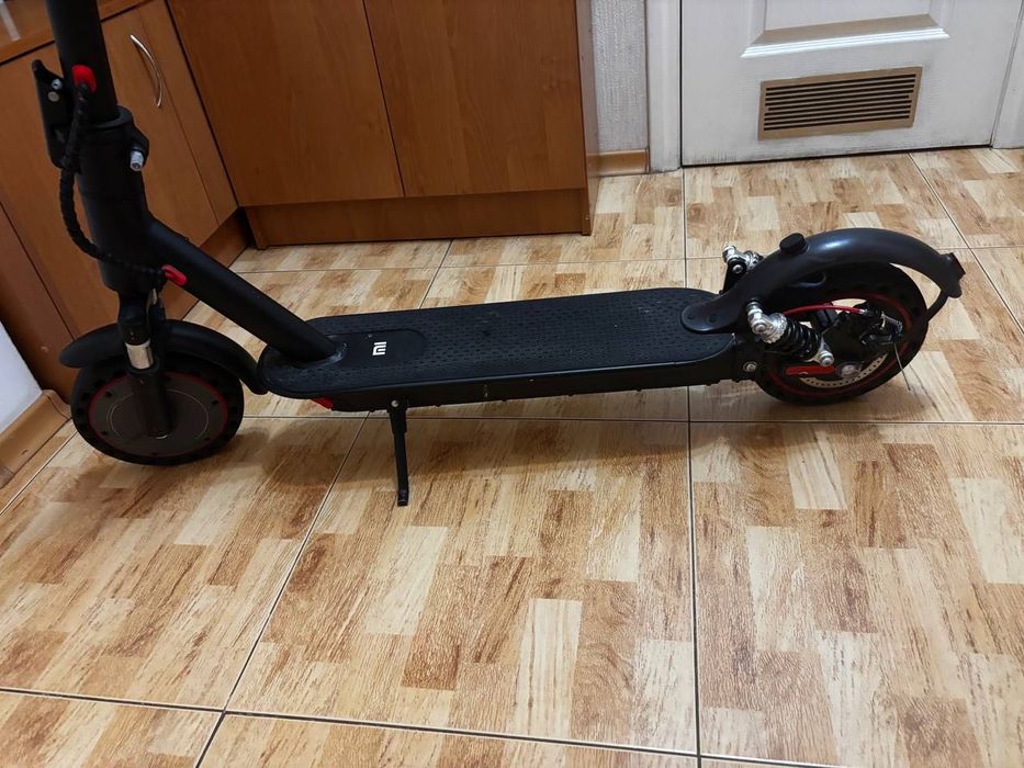 Продам електросамокат